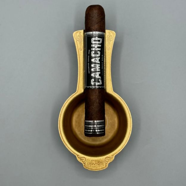 صورة Camacho Triple Maduro Rob