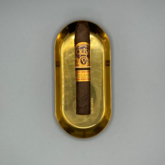 صورة Oliva Serie V Melanio Rob