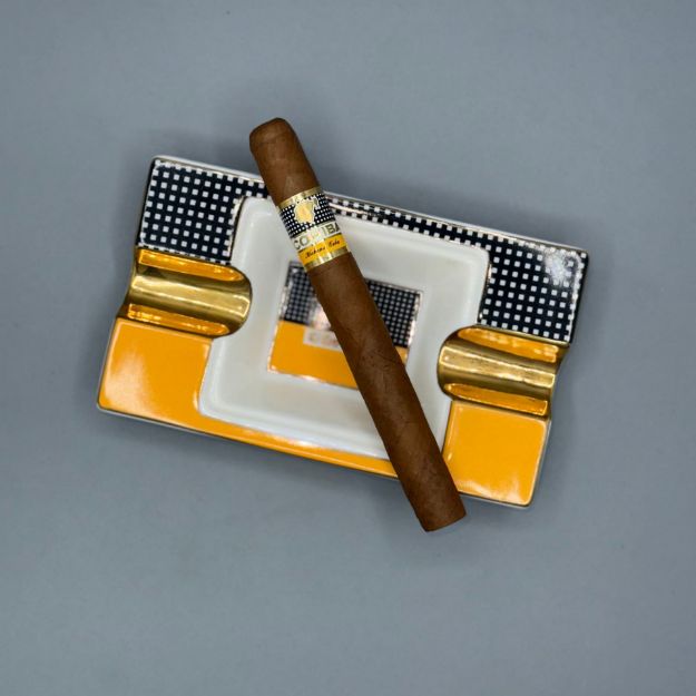 صورة Cohiba Siglo IV