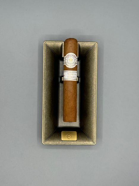 صورة Montecristo White Series Robusto