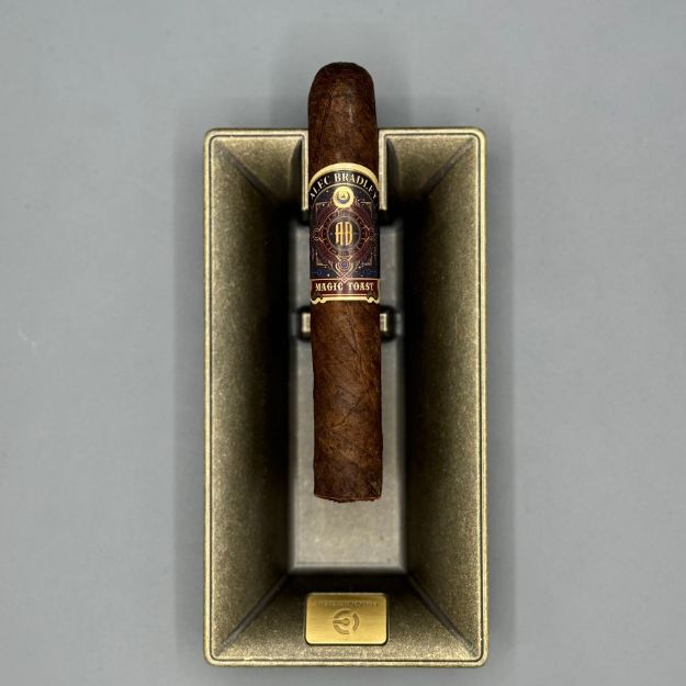 صورة Alec Bradley Magic Toast Rob