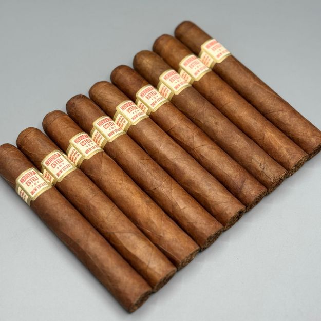 صورة Herrera Esteli Habano Toro