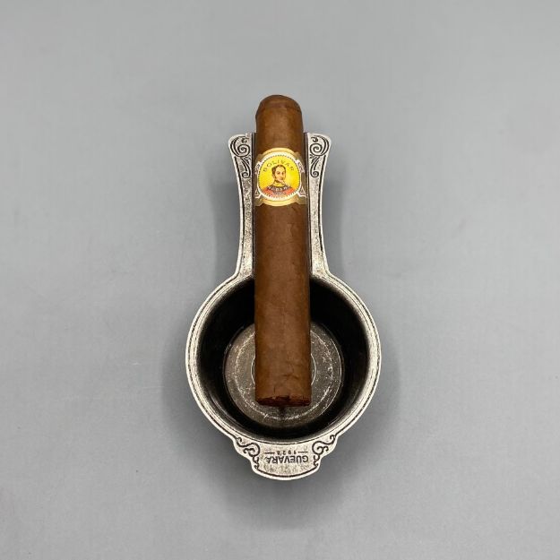 صورة Bolivar Royal coronas