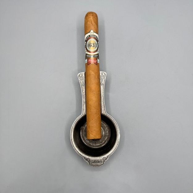 صورة A.B 1633 Churchill