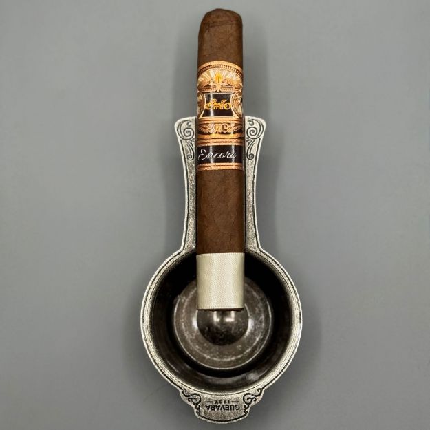 صورة E.P Carrillo Encore