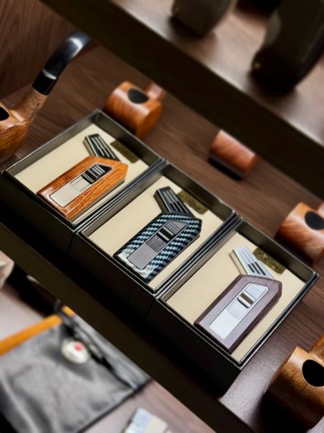 صورة Pipe lighter with tools 